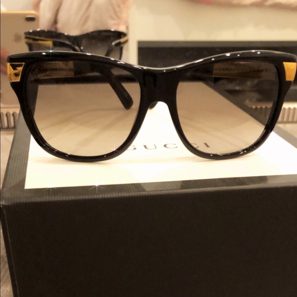 Gucci Sunglasses Black Gold